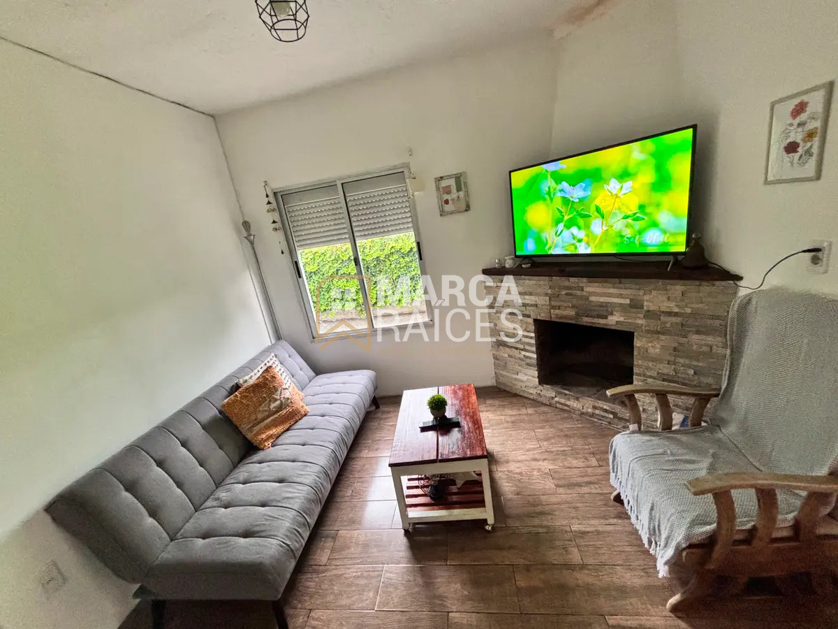 Casa ID.1562 - Venta Casa 3 Dormitorios en Terreno de 580 m² – Flor de Maroñas – Montevideo