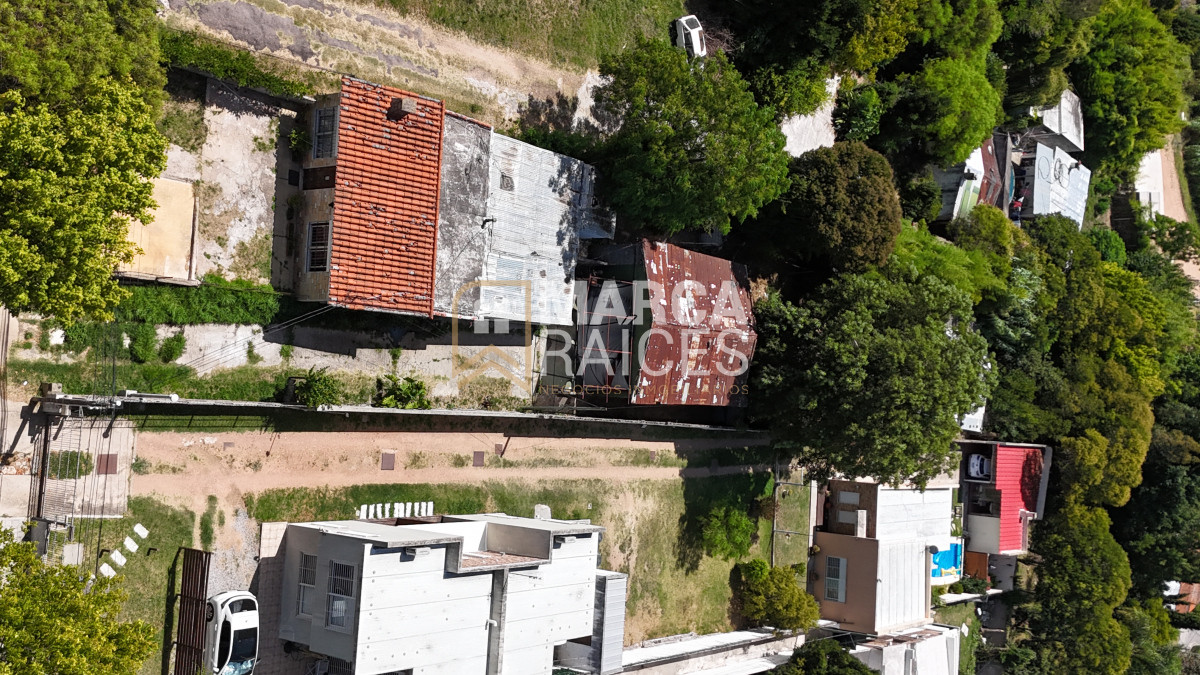 Casa ID.1231 - Venta Terreno Con Construcciones Carrasco Norte Montevideo