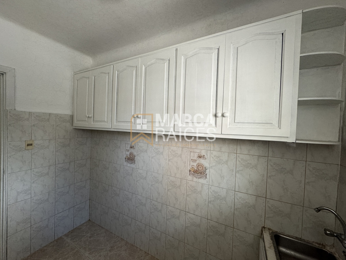 Casa ID.794 - Venta Casa 2 pisos 4 Dormitorios 2 Baños Garage Parque Rodo