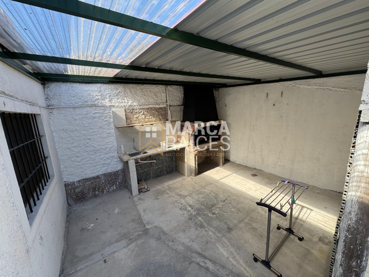 Casa ID.1519 - Venta Casa y 2 Apartamentos con Renta Activa en Malvín Norte Vivienda o Inversion Montevideo