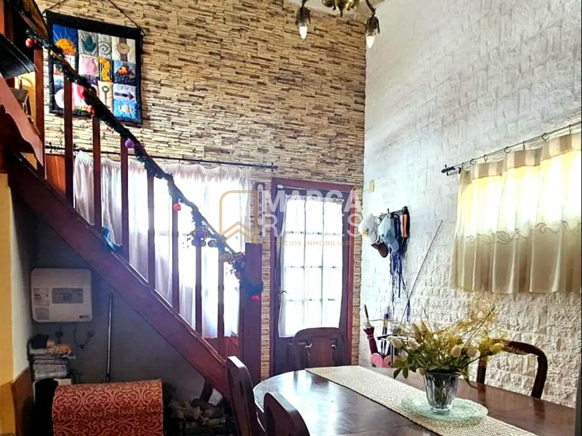 Casa ID.1519 - Venta Casa y 2 Apartamentos con Renta en Malvín Norte - Oportunidad de Inversión Montevideo