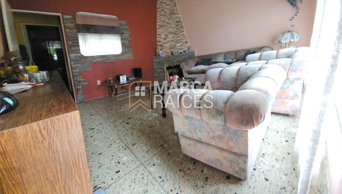 Casa ID.928 - Venta 2 Casas Un Mismo Padron Colon Montevideo