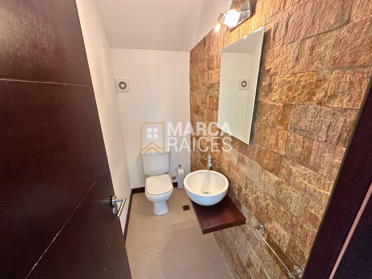 Casa ID.1803 - Venta Casa Premium Altos de La Tahona 4 Dormitorios 4 Baños