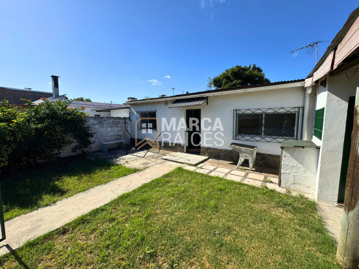 Casa ID.1519 - Venta Casa y 2 Apartamentos con Renta en Malvín Norte – Oportunidad de Inversión Montevideo