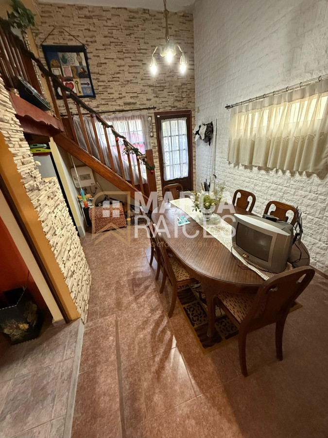 Casa ID.1519 - Venta Casa y 2 Apartamentos con Renta Activa en Malvín Norte Vivienda o Inversion Montevideo