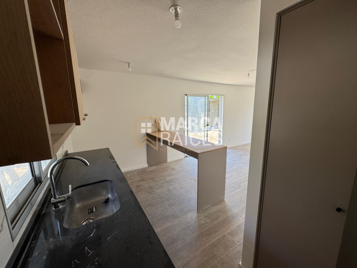 Casa ID.1514 - Casa a Estrenar 3 Dormitorios con Jardín y Cochera en Solymar Sur Canelones