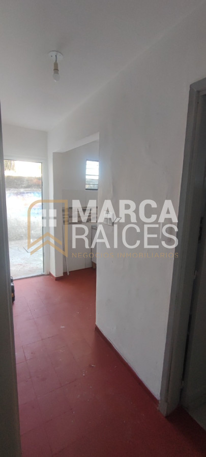 Casa ID.1047 - Venta 6 Apartamentos y Local Comercial Villa Española Montevide