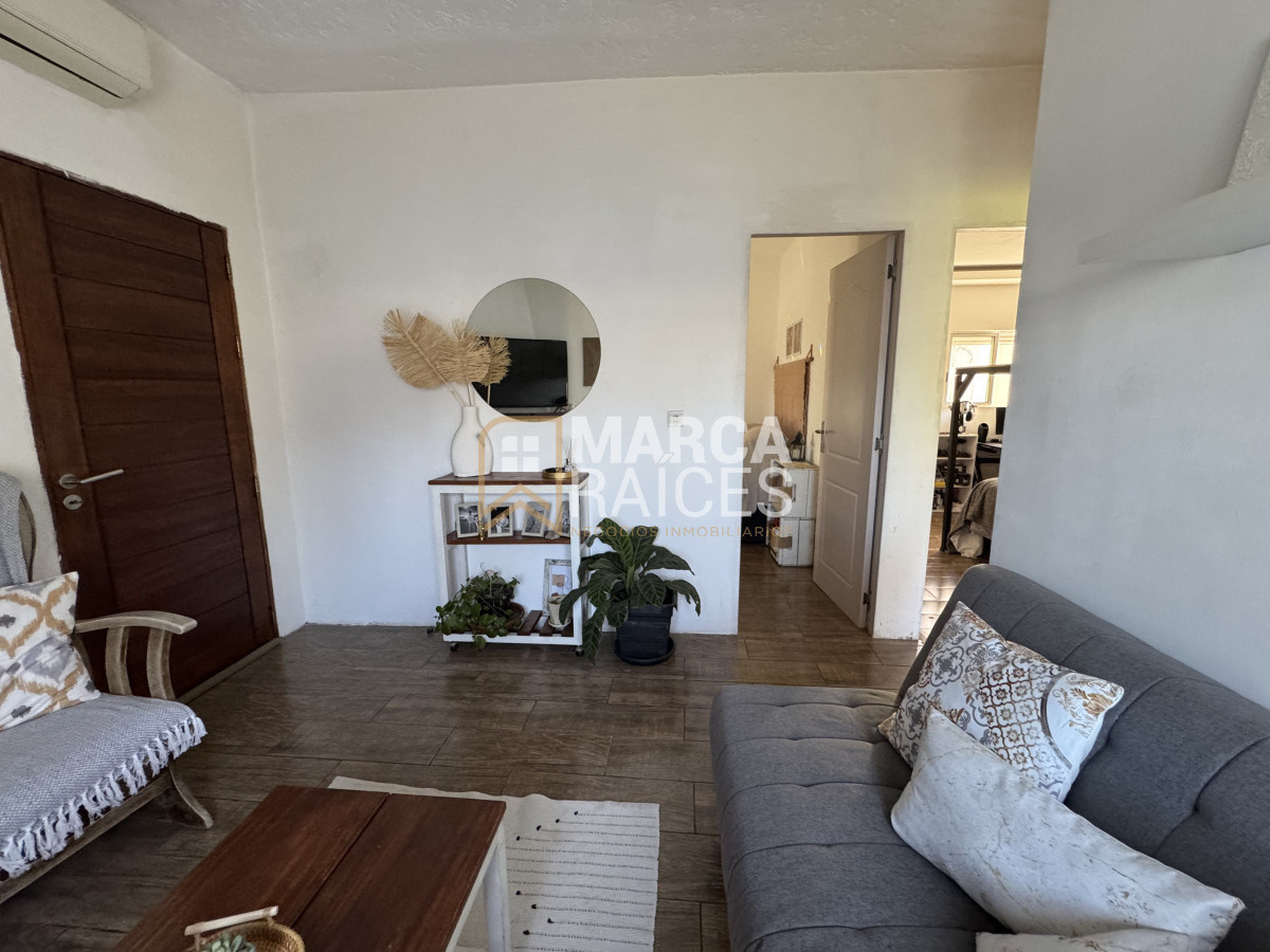 Casa ID.1562 - Venta Casa 3 Dormitorios en Terreno de 580 m2 Flor de Maroñas Montevideo