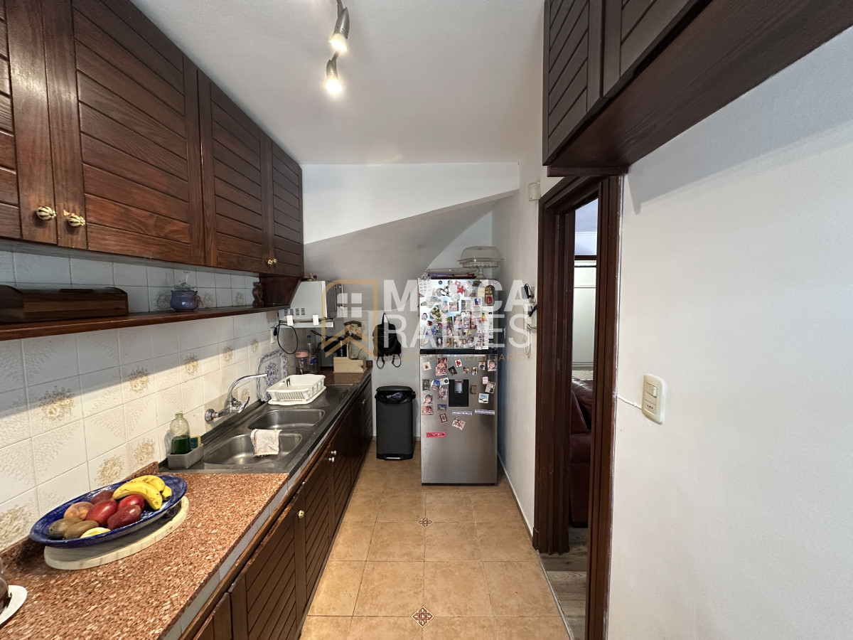 Casa ID.1073 - Venta Casa 4 Dormitorios 3 Baños Patio con Parrillero Parque Batlle Montevideo