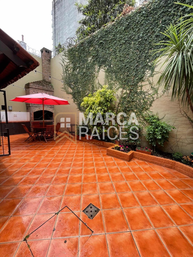 Casa ID.899 - Venta Casa 4 Dormitorios 3 Baños 3 Garage Punta Carretas Montevideo 