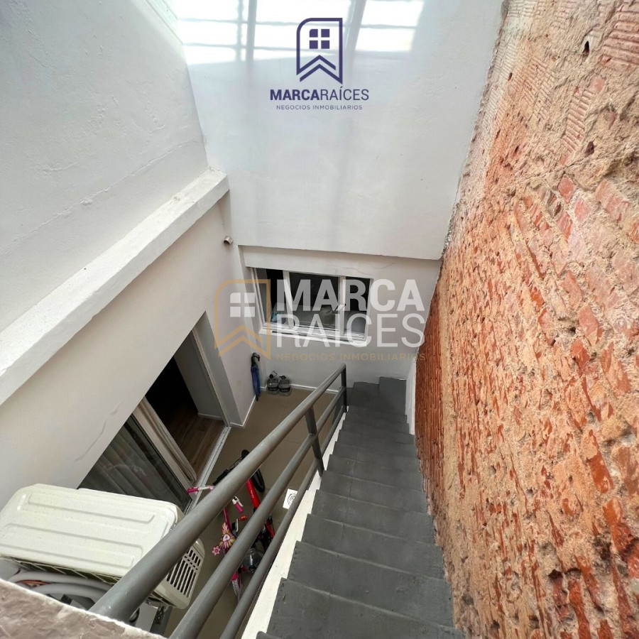 Casa ID.448 - Venta Casa 3 Dormitorios 2 Baños Patio Parrillero Reciclada Completamente y Amoblada Buceo Montevideo