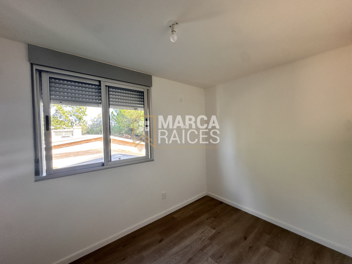 Casa ID.1514 - Casa a Estrenar 3 Dormitorios 2 baños con Jardín fondo y Cochera en Solymar Sur Canelones