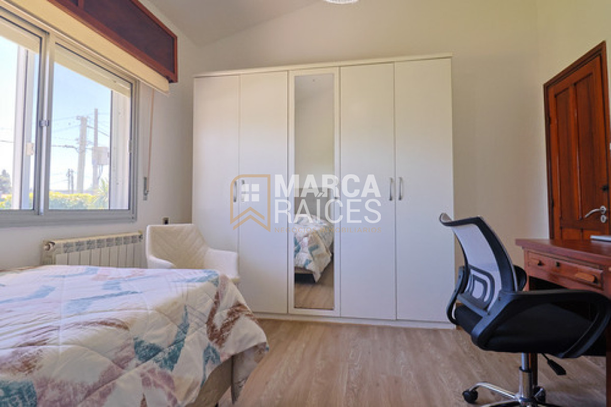 Casa ID.1705 - Casa Venta 3 Dormitorios 2 Baños Doble Garage Sur de Carrasco (San Jose de Carrasco)