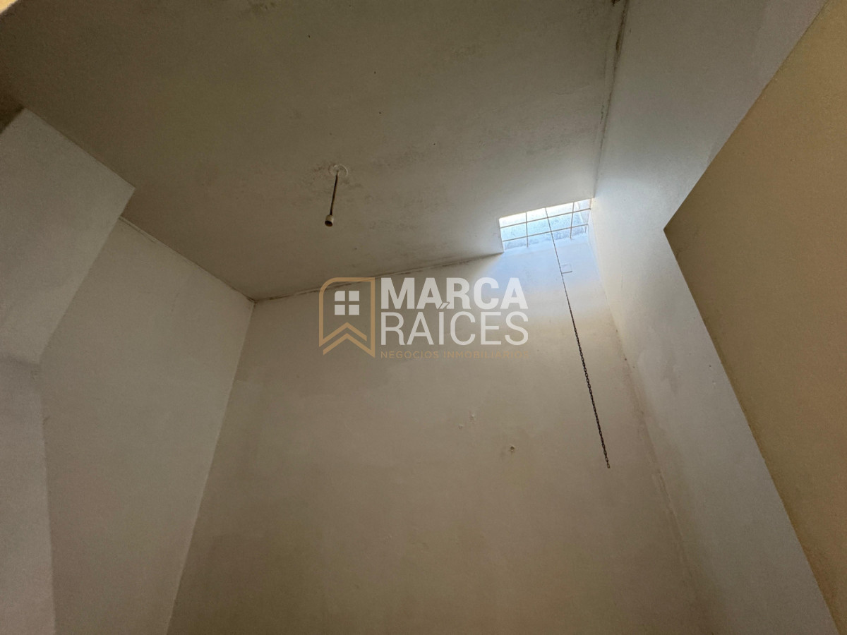 Casa ID.1776 - Alquiler Casa 3 Dormitorios Cocina Definida Living Amplio con Estufa a Leña Cochera Las Acacias Montevideo