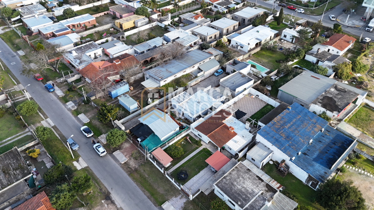 Casa ID.2104 - Venta 5 Propiedades con Renta Padron Unico Ciudad de La Costa Sur Canelones