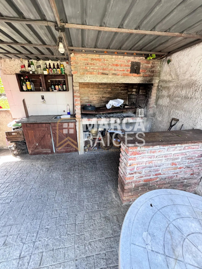 Casa ID.1562 - Venta Casa 3 Dormitorios en Terreno de 580 m² – Flor de Maroñas – Montevideo