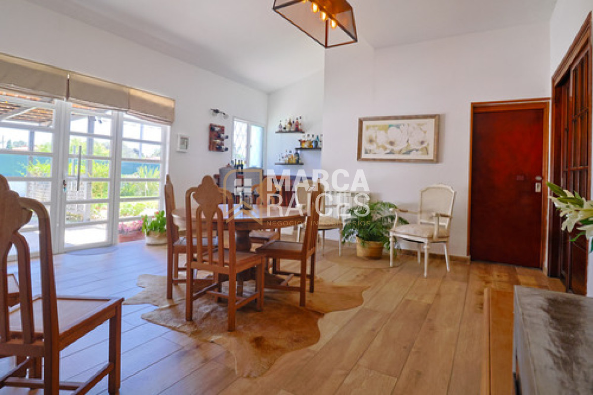 Casa ID.1705 - Casa Venta 3 Dormitorios 2 Baños Doble Garage Sur de Carrasco (San Jose de Carrasco)