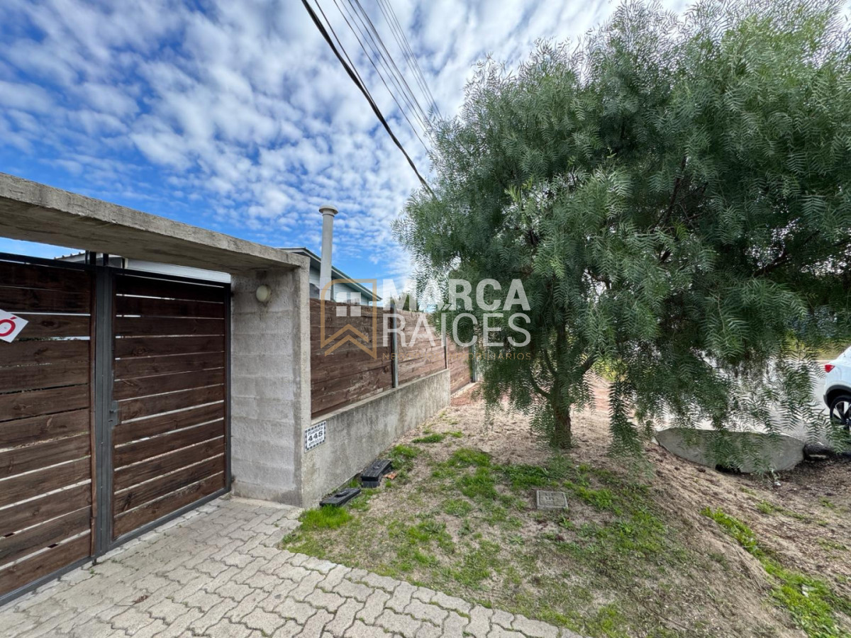 Casa ID.2104 - Venta 5 Propiedades con Renta Padron Unico Ciudad de La Costa Sur Canelones
