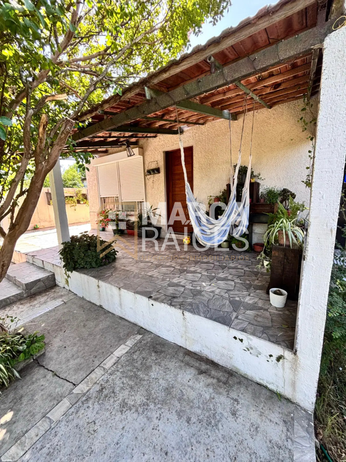 Casa ID.1562 - Venta Casa 3 Dormitorios en Terreno de 580 m² – Flor de Maroñas – Montevideo