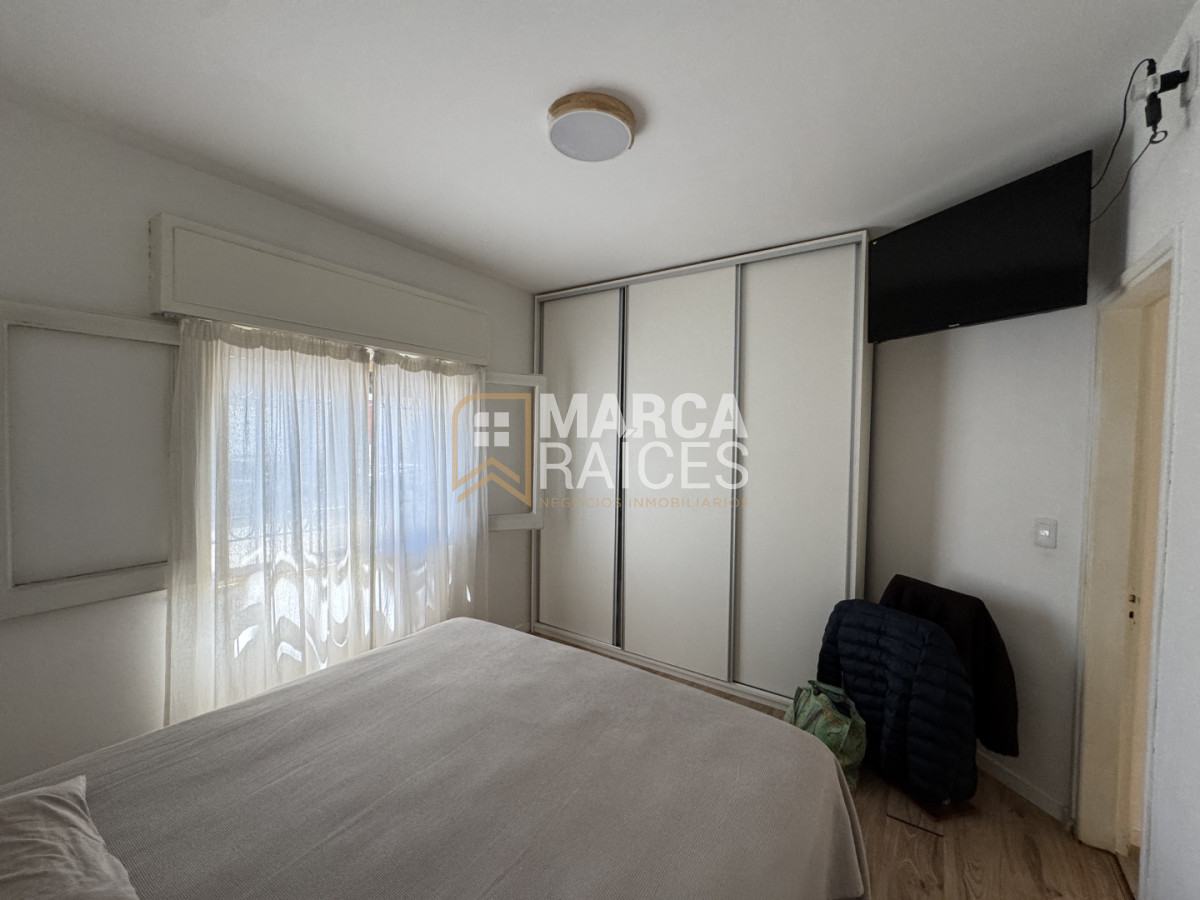 Casa ID.448 - Venta Casa 3 Dormitorios 2 Baños Patio Parrillero Reciclada Completamente y Amoblada Buceo Montevideo