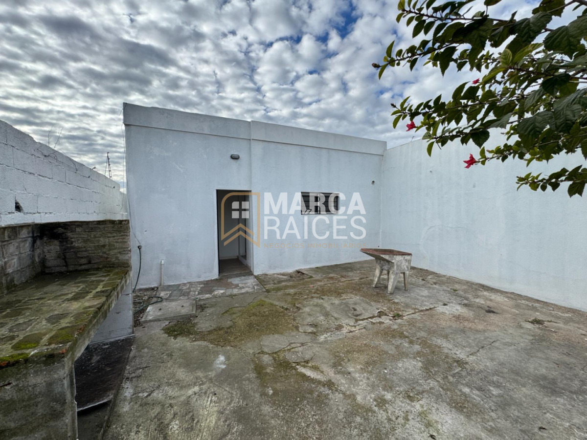 Casa ID.2104 - Venta 5 Propiedades con Renta Padron Unico Ciudad de La Costa Sur Canelones
