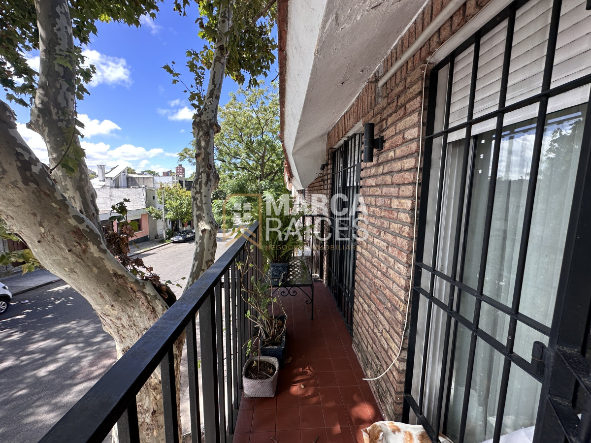Casa ID.1073 - Venta Casa 4 Dormitorios 3 Baños Patio con Parrillero Parque Batlle Montevideo