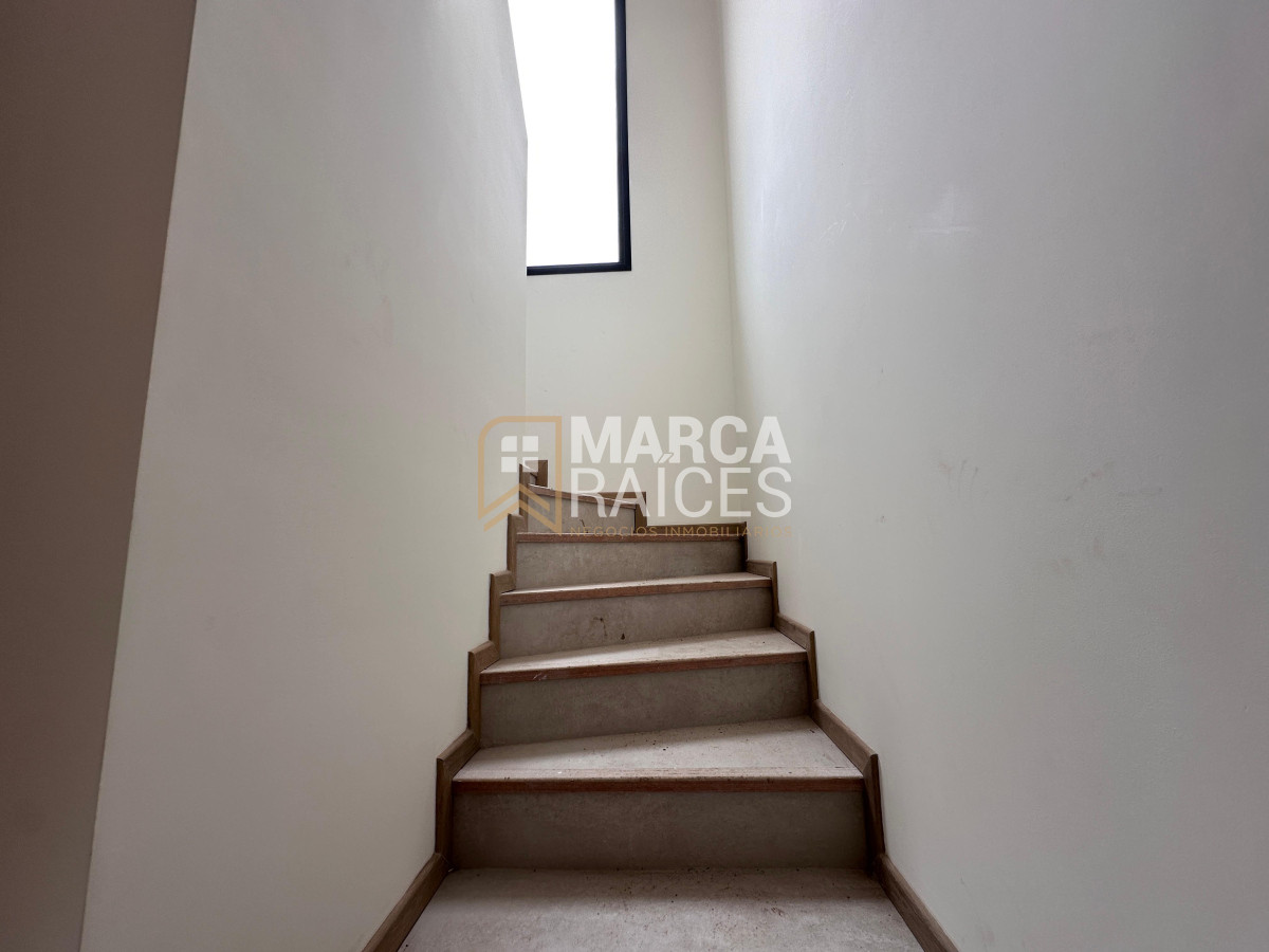 Casa ID.1331 - Venta casa de 3 dormitorios 2 baños parrillero y cochera en complejo privado a estrenar Prado Montevideo