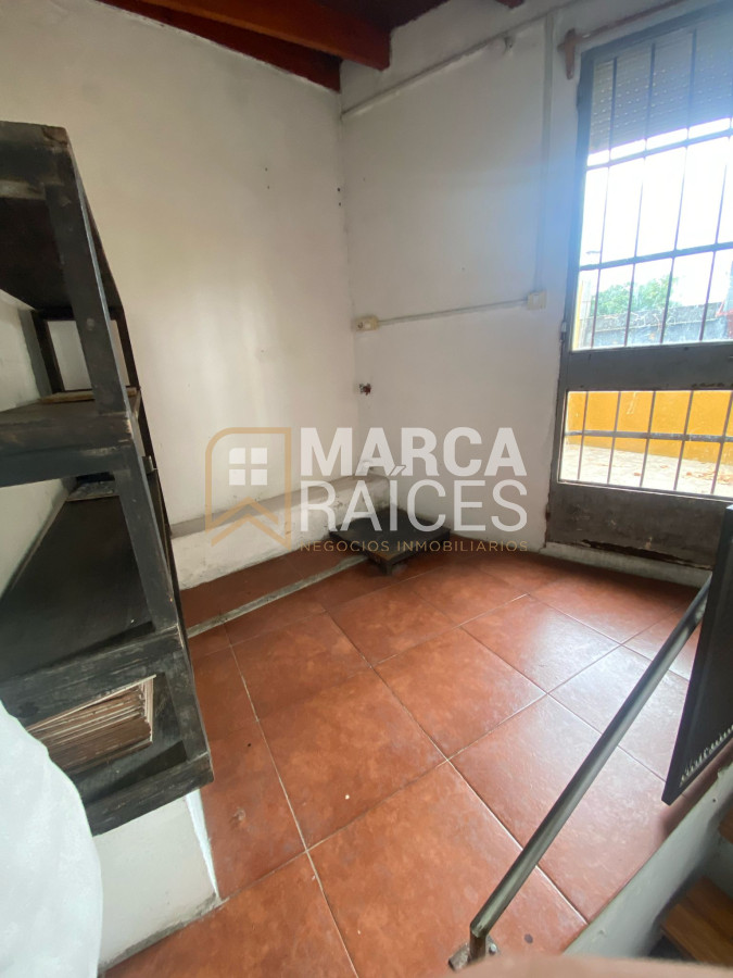 Casa ID.1367 - Venta Casa 2 Dormitorios Con Renta Vestidor Parrillero Estufa A Leña  Union Montevideo