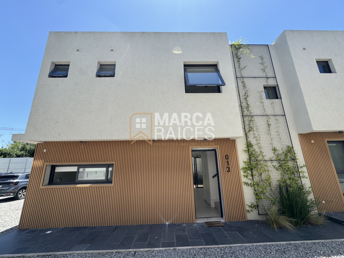 Casa ID.1661 - Alquiler Casa Comoda 3 dormitorios en condominio cerrado con seguridad Carrasco Montevideo