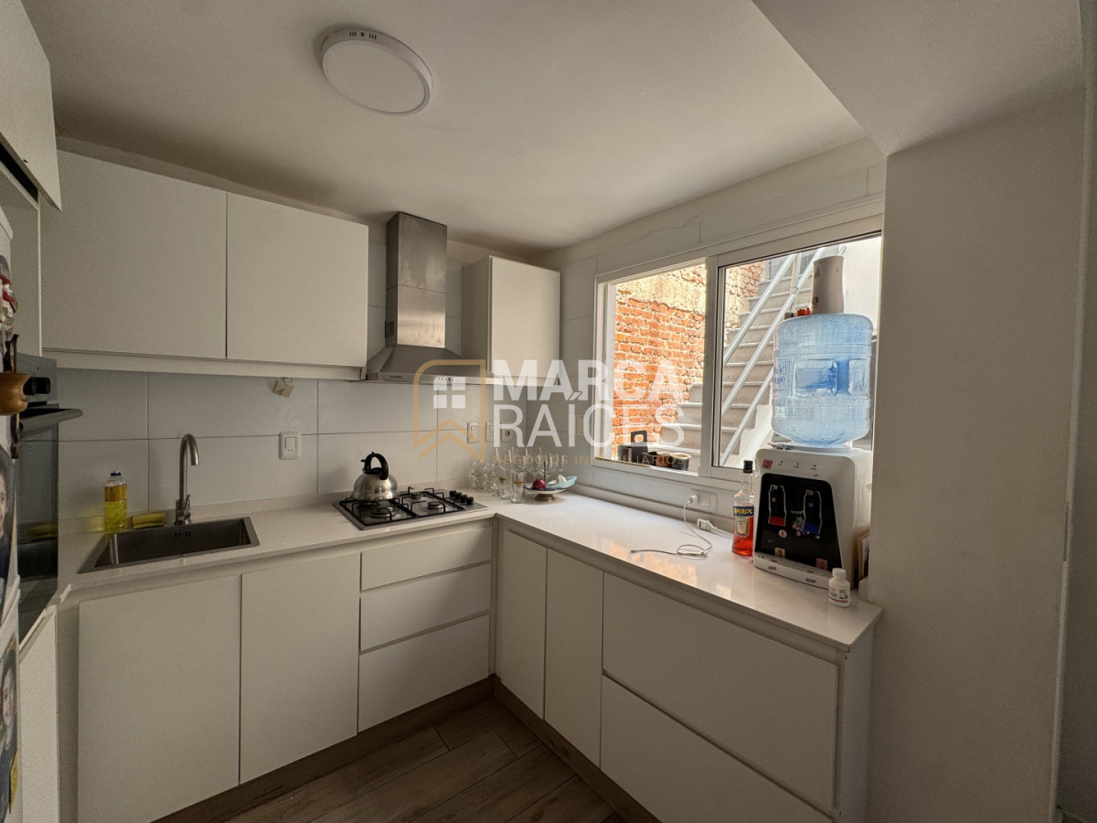 Casa ID.448 - Venta Casa 3 Dormitorios 2 Baños Patio Parrillero Reciclada Completamente y Amoblada Buceo Montevideo