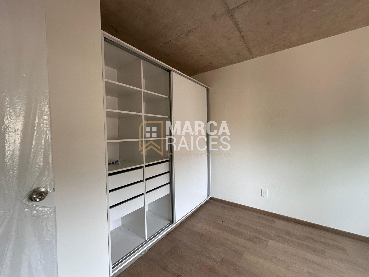 Casa ID.1331 - Venta casa de 3 dormitorios 2 baños parrillero y cochera en complejo privado a estrenar Prado Montevideo