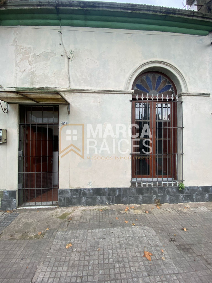 Casa ID.1367 - Venta Casa 2 Dormitorios Con Renta Vestidor Parrillero Estufa A Leña  Union Montevideo
