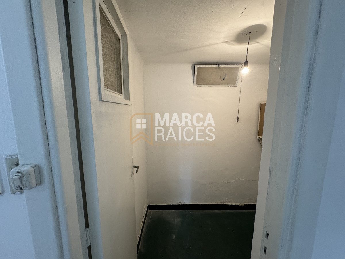 Casa ID.794 - Venta Casa 2 pisos 4 Dormitorios 2 Baños Garage Parque Rodo