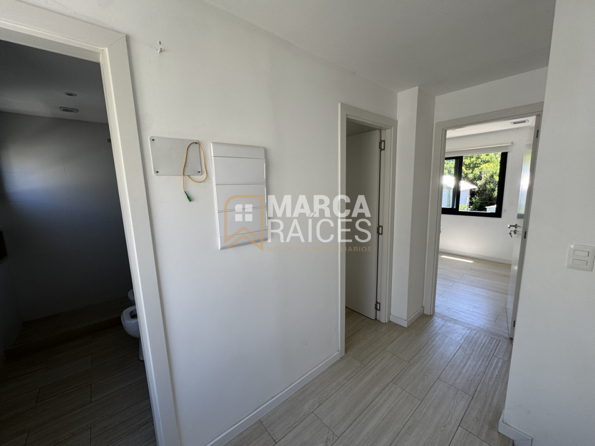 Casa ID.1661 - Alquiler Casa Comoda 3 dormitorios en condominio cerrado con seguridad Carrasco Montevideo