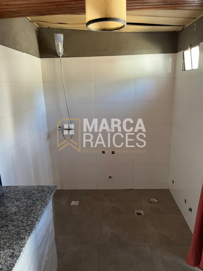 Casa ID.1931 - Alquiler Casa 3 Dormitorios 1 Baño Patio Las Acacias Montevideo