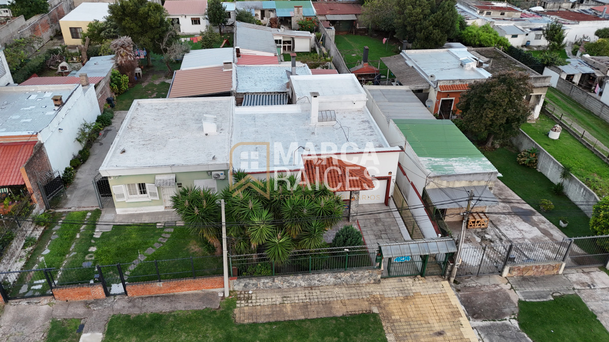 Casa ID.1519 - Venta Casa y 2 Apartamentos con Renta Activa en Malvín Norte Vivienda o Inversion Montevideo