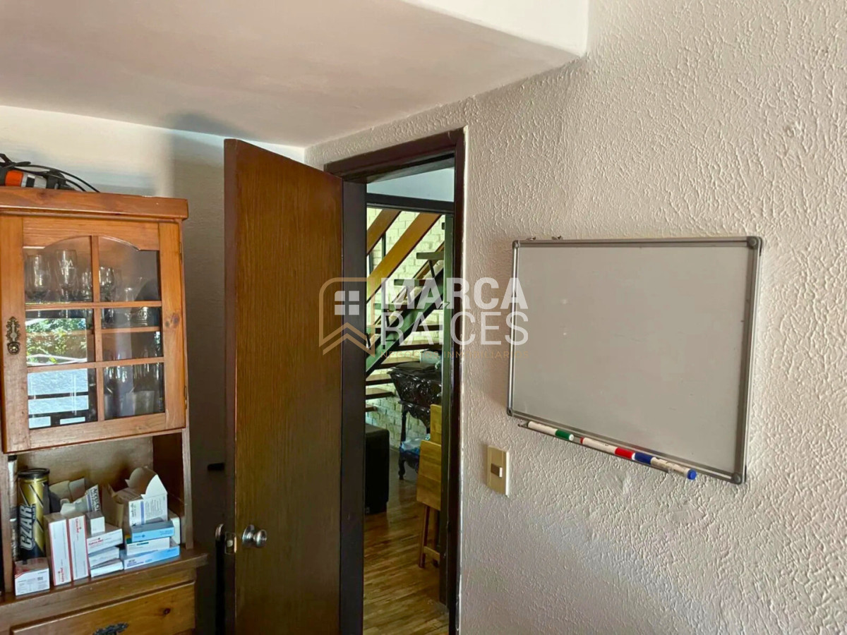 Casa ID.1907 - Venta Casa PH 3 Dormitorios 2 Baños 2 Pisos 4 Garages Parrillero Carrasco Sur Montevideo