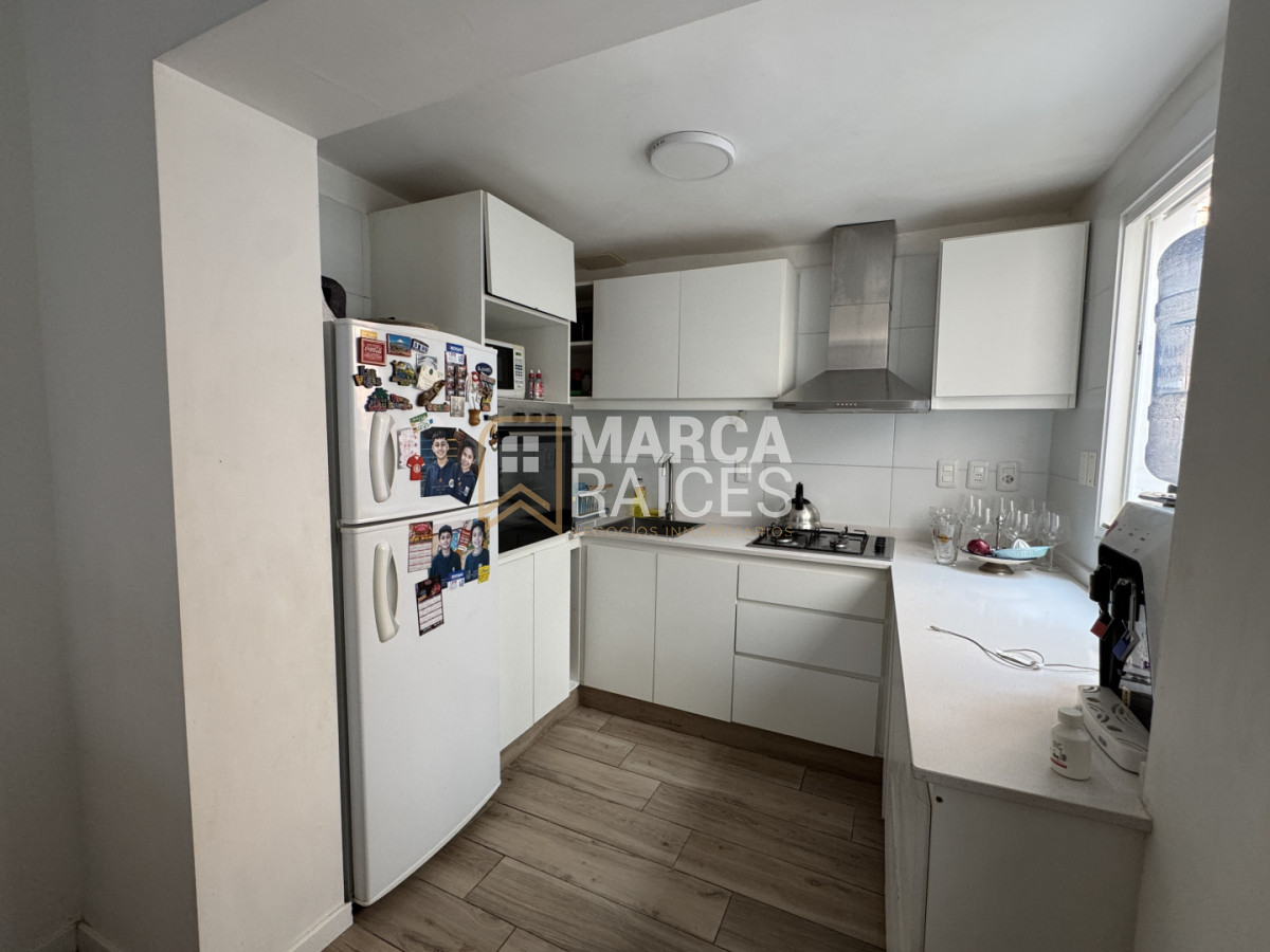 Casa ID.448 - Venta Casa 3 Dormitorios 2 Baños Patio Parrillero Reciclada Completamente y Amoblada Buceo Montevideo