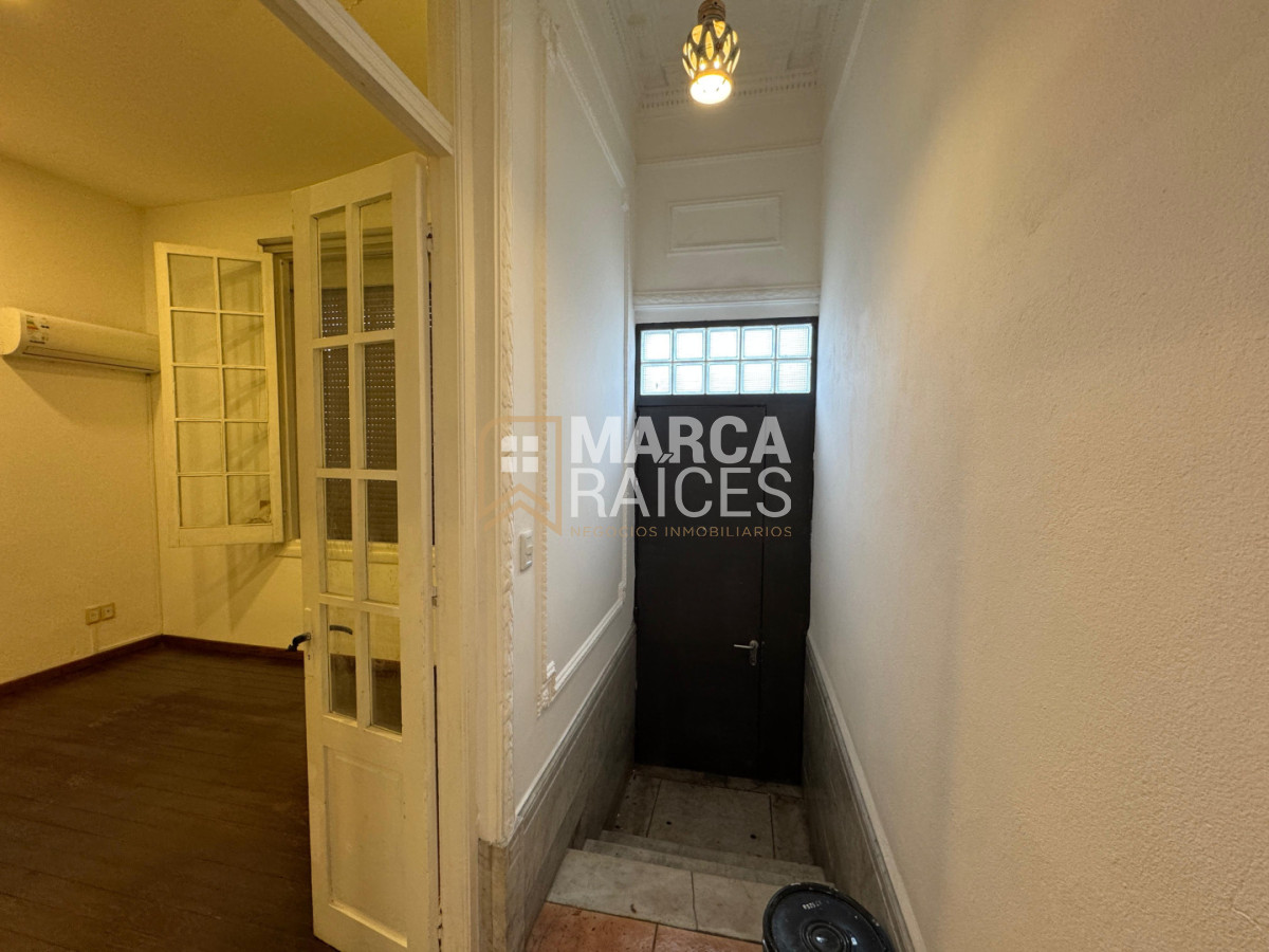 Casa ID.2086 - Alquile Casa De 3 Dormitorios Estufa a Leña Azotea Garaje En Unión Montevideo