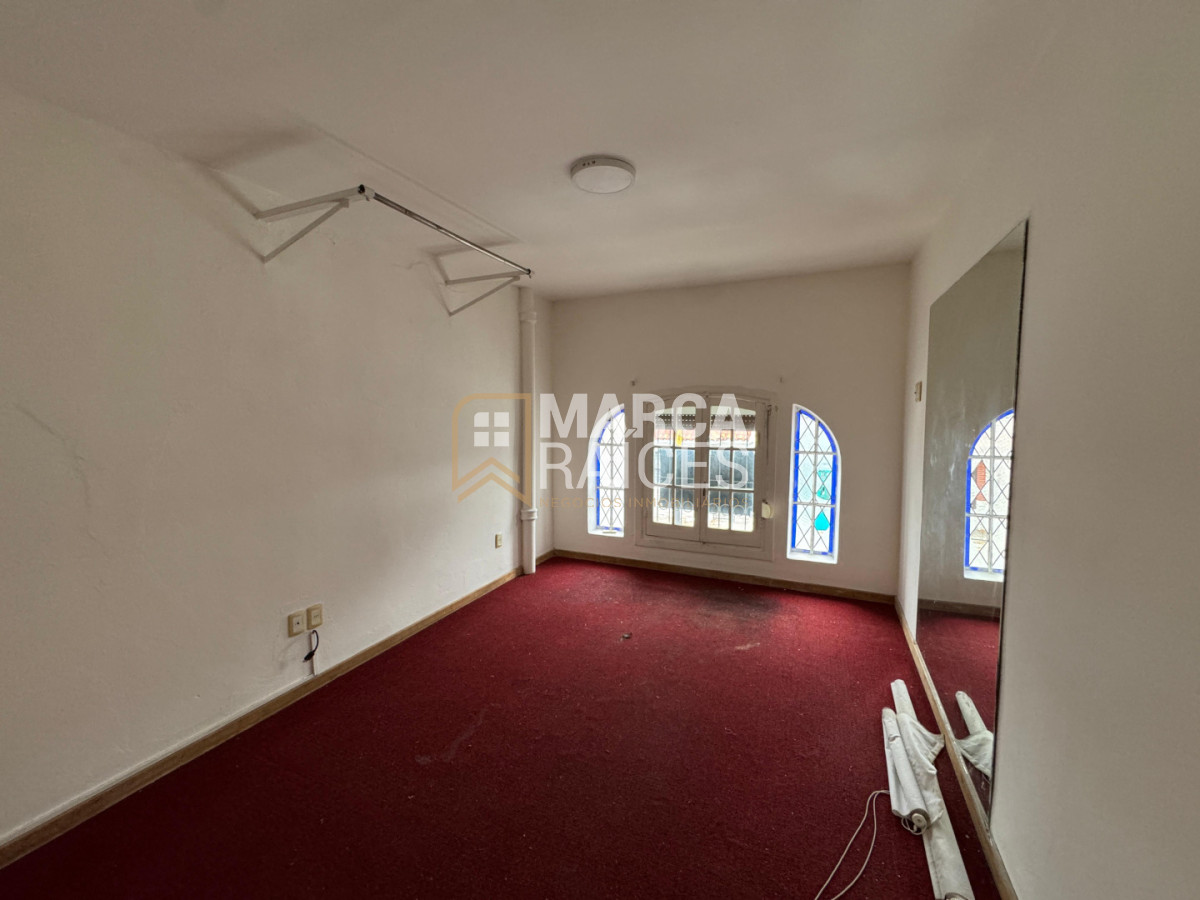 Casa ID.2086 - Alquile Casa De 3 Dormitorios Estufa a Leña Azotea Garaje En Unión Montevideo