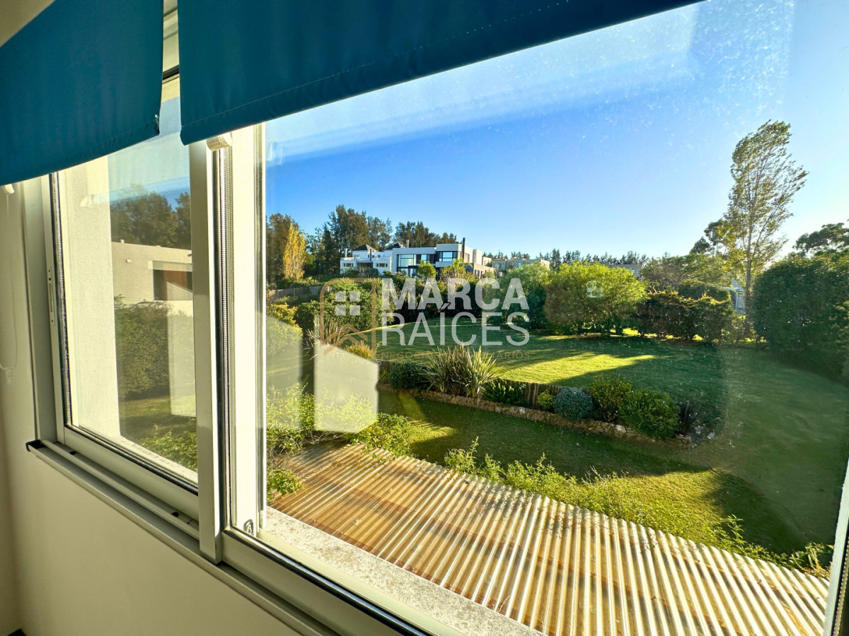Casa ID.1803 - Venta Casa Premium Altos de La Tahona 4 Dormitorios 4 Baños