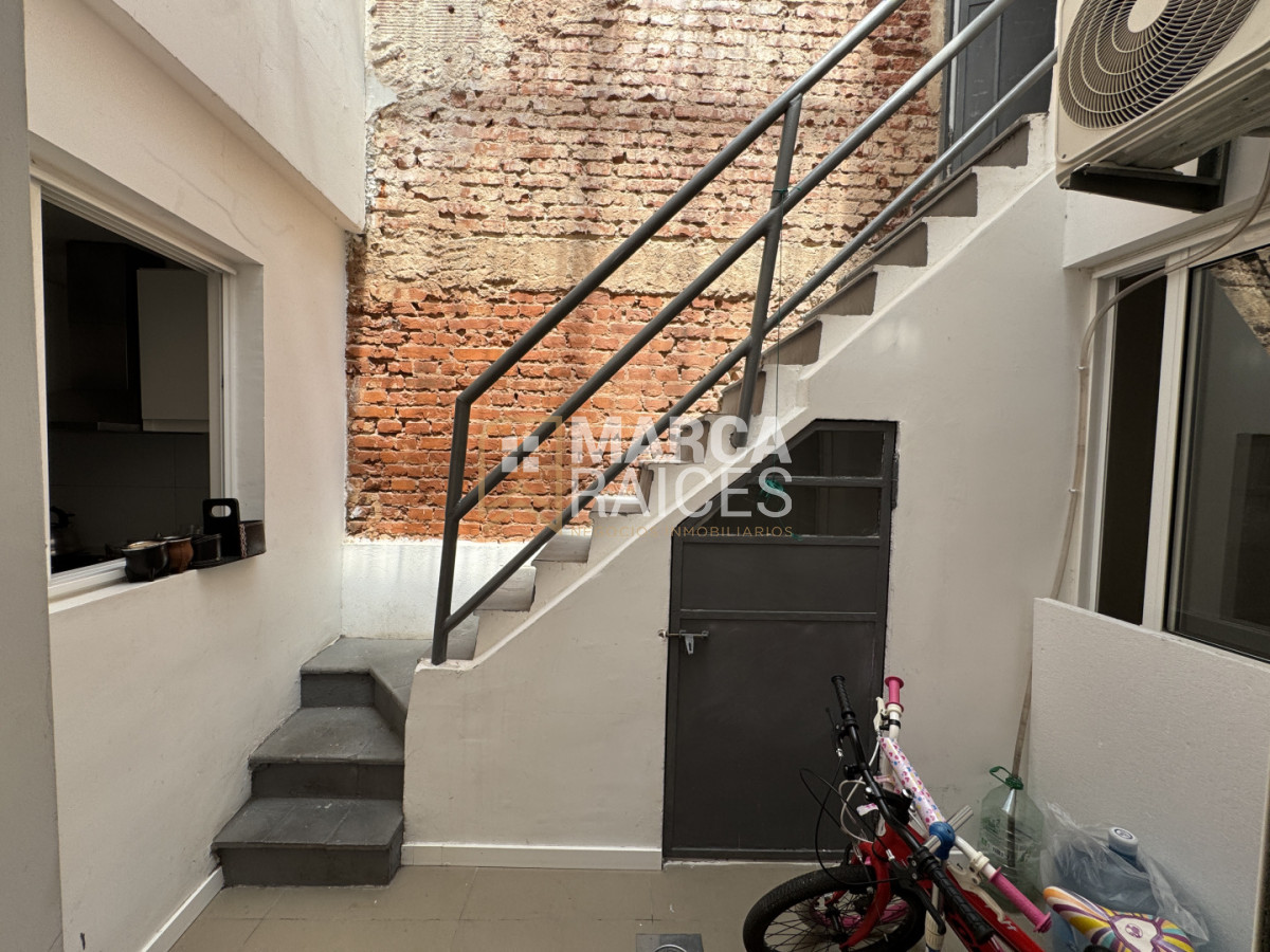 Casa ID.448 - Venta Casa 3 Dormitorios 2 Baños Patio Parrillero Reciclada Completamente y Amoblada Buceo Montevideo