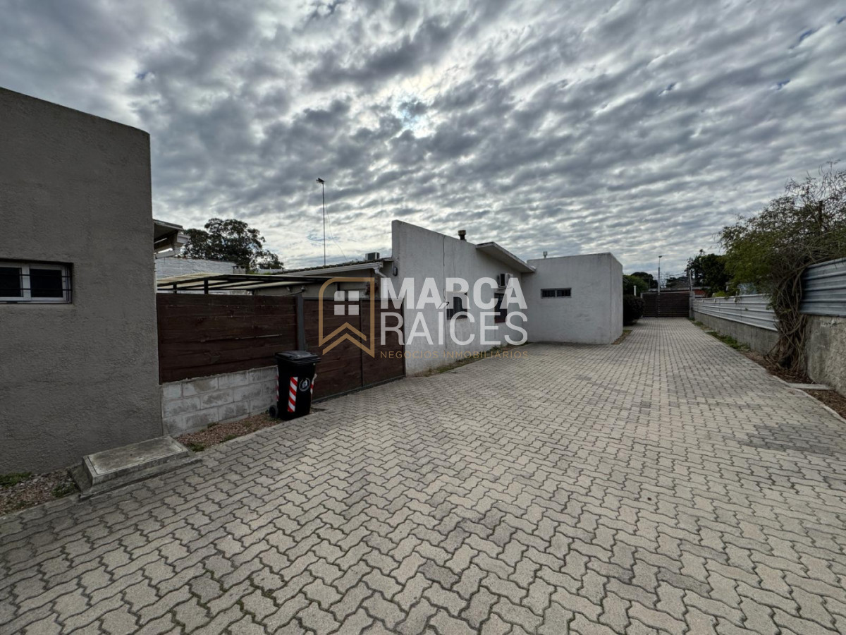Casa ID.2104 - Venta 5 Propiedades con Renta Padron Unico Ciudad de La Costa Sur Canelones