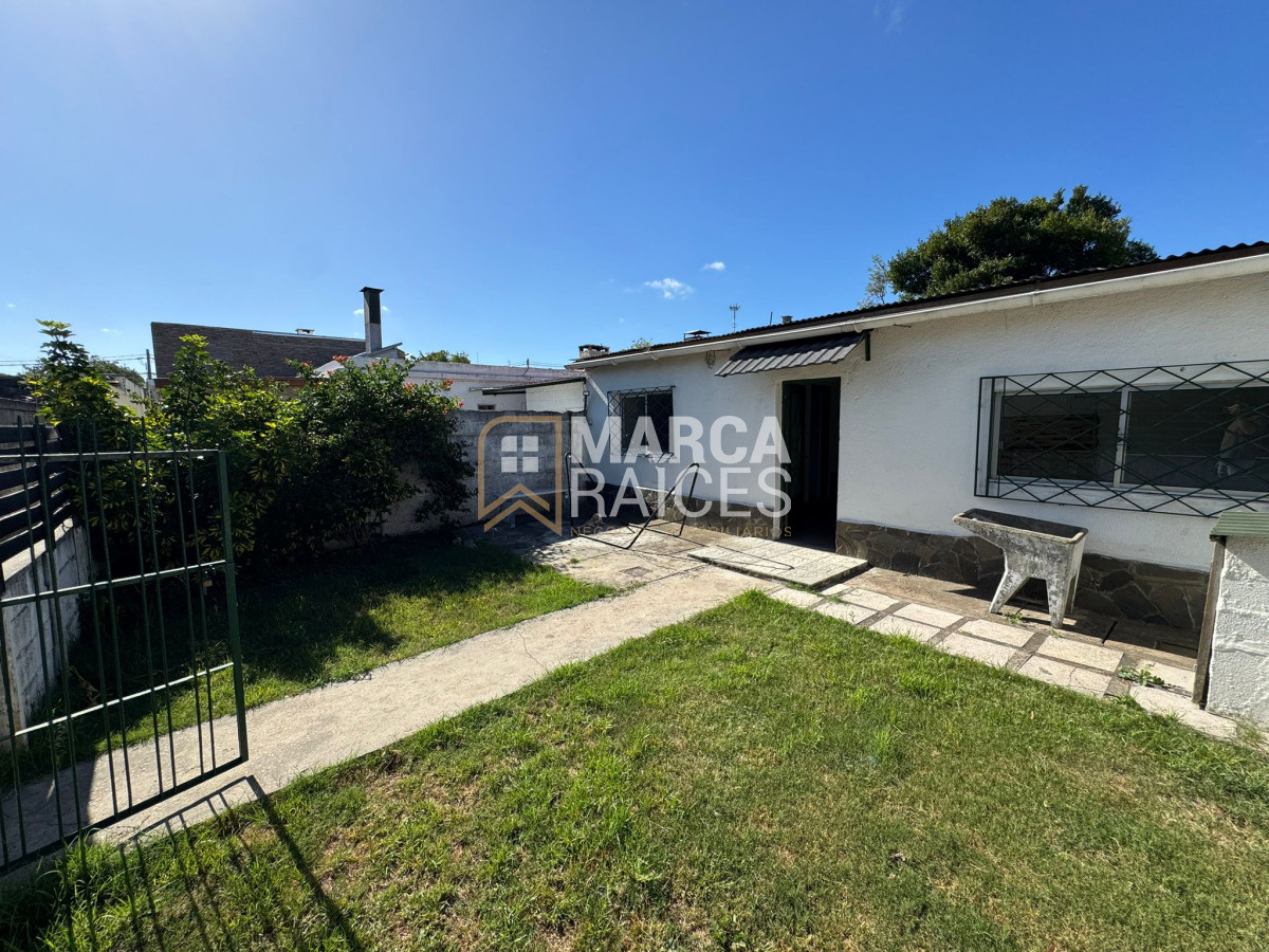 Casa ID.1519 - Venta Casa y 2 Apartamentos con Renta Activa en Malvín Norte Vivienda o Inversion Montevideo