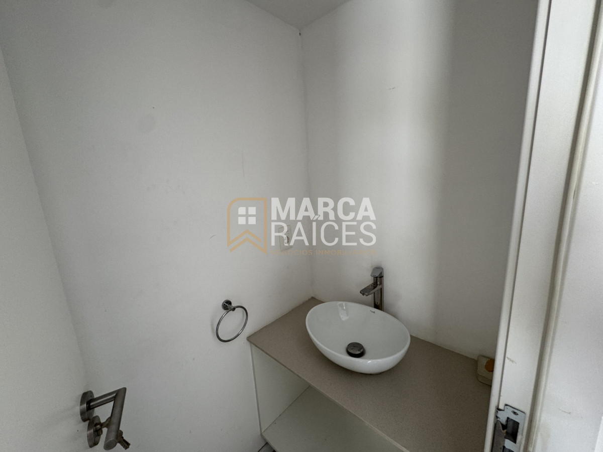 Casa ID.1661 - Alquiler Casa Comoda 3 dormitorios en condominio cerrado con seguridad Carrasco Montevideo