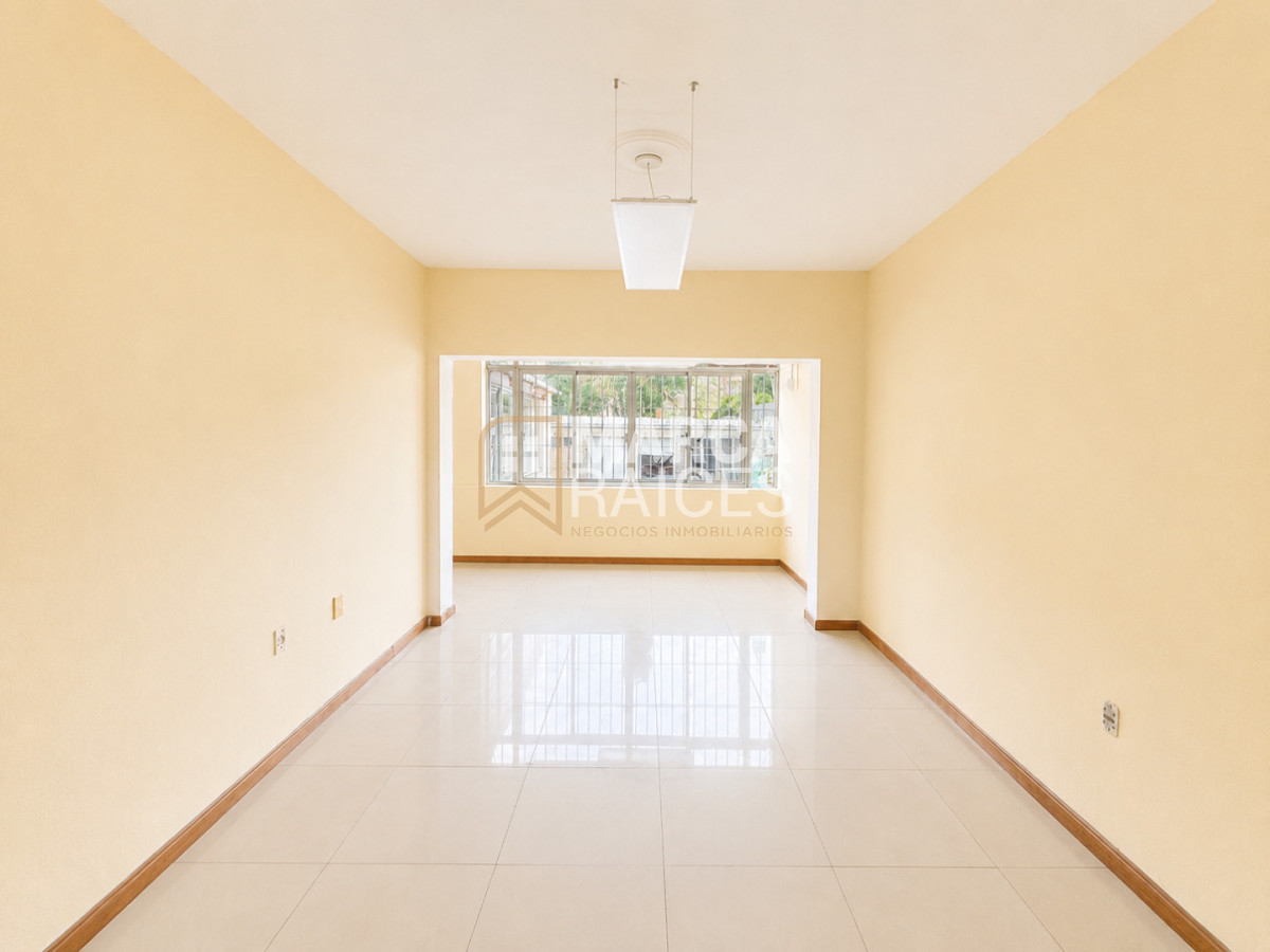 Casa ID.2580 - Alquiler Casa Pocitos 3 dormitorios 3 baños Terraza con parrillero Ideal Vivienda o Empresa Pocitos Montevideo