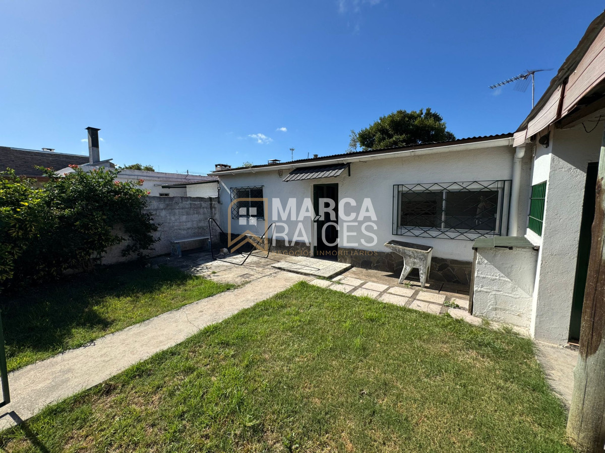 Casa ID.1519 - Venta Casa y 2 Apartamentos con Renta Activa en Malvín Norte Vivienda o Inversion Montevideo