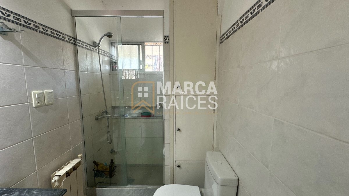 Casa ID.1073 - Venta Casa 4 Dormitorios 3 Baños Patio con Parrillero Parque Batlle Montevideo