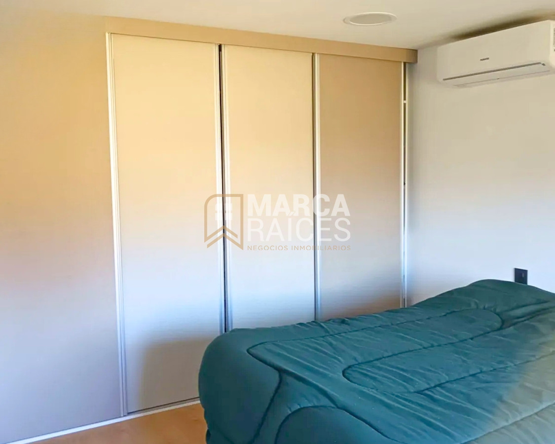 Casa ID.1721 - Venta Casa Premium 4 Dormitorios 2 Baños Cumbres de Carrasco (Barrio Cerrado) Canelones