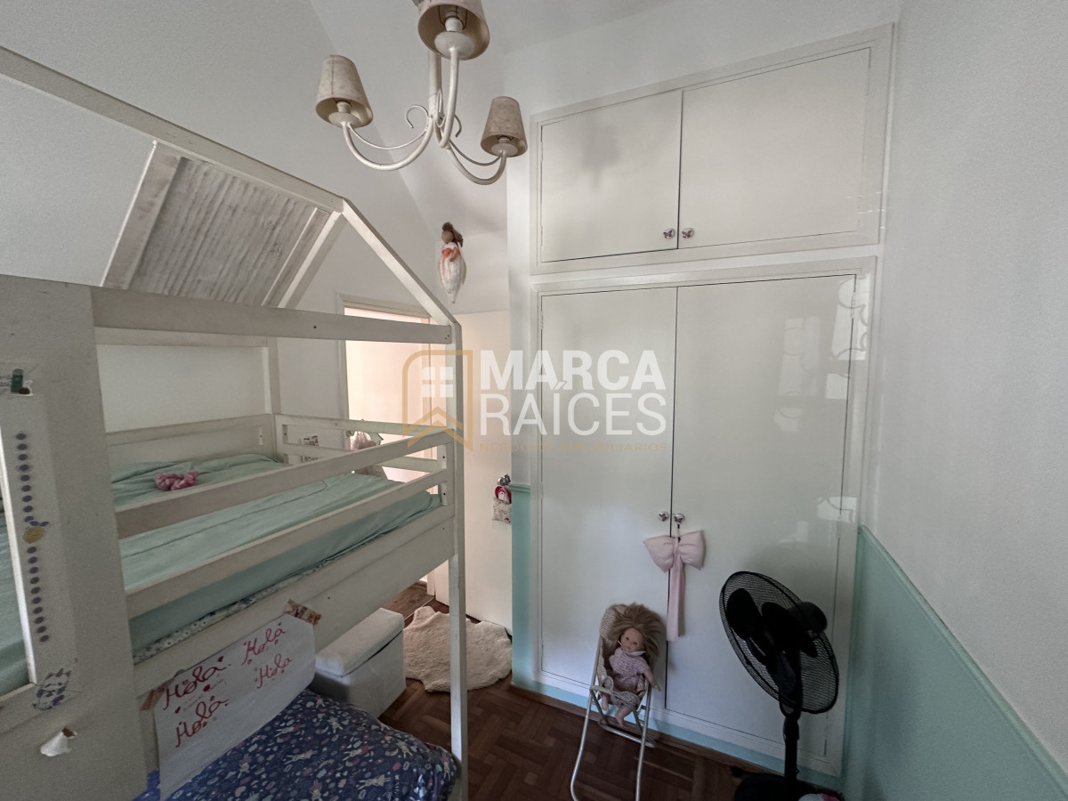 Casa ID.1073 - Venta Casa 4 Dormitorios 3 Baños Patio con Parrillero Parque Batlle Montevideo